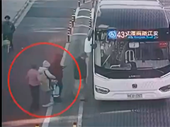 阿尔茨海默病老人走失 民警跨区紧急追踪寻回