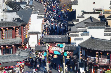 元旦假期近6亿人次出行 "流动的中国"生机勃勃