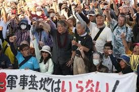 日本民众举行集会 抗议政府防卫政策