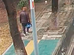 无锡寒夜"视频追踪"警方寻回迷途老人