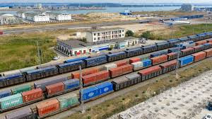 2025年西部陆海新通道班列发运量创新高
