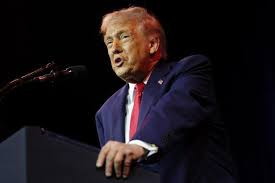 特朗普稱美將對販毒集團進行"陸地打擊"