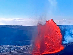 夏威夷基拉韦厄火山再次喷发"熔岩喷泉"