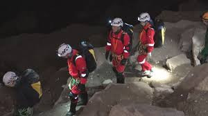 中国航天员首次洞穴训练 向下扎根 为了向上攀登