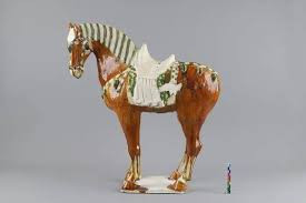 历时7个月修复 54件唐三彩重现盛唐气象