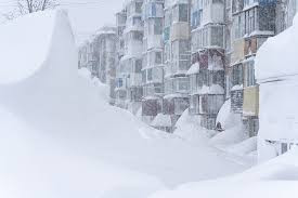 俄远东堪察加半岛遭遇罕见极端暴雪