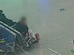 旅客丢失"无价回忆" 民警破案送上惊喜