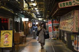 中国赴日游客减少冲击日本零售业 东京百货销售额集体下滑 部分降幅约四成