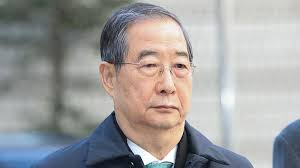 韩国前总理韩德洙就一审判决提起上诉