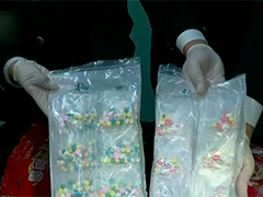 大连海关查获超3万粒"三无"减肥药