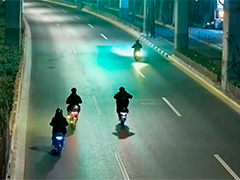 改装电驴"竞技"机动车道 警方查处6人