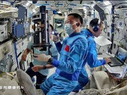 神舟二十一号乘组在轨三个月 各项工作按计划推进