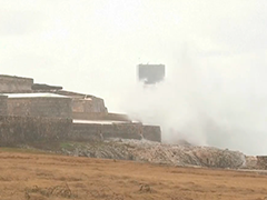 冷锋过境巨浪袭城 哈瓦那海滨遭洪水侵袭