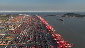 洋山港1月國(guó)際船舶進(jìn)出港艘次、集裝箱吞吐量均刷新紀(jì)錄