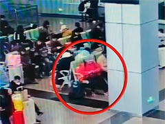 老人輕信廣告欲赴京 民警耐心勸回