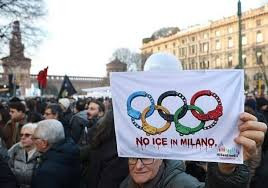 意大利米蘭民眾"不歡迎"美國(guó)移民執(zhí)法人員