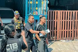 香港警方將潛逃37年兇殺案疑犯從泰國(guó)押解返港