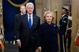 克林顿夫妇要求就爱泼斯坦案公开作证