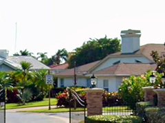 美国佛罗里达州发生枪击 美媒称5人死亡