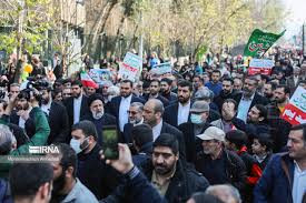 伊朗总统呼吁民众参与2月11日胜利日游行