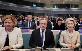 欧洲议会表决通过900亿欧元援乌贷款