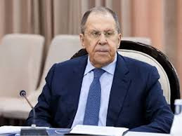 俄外长拉夫罗夫称 俄将以军事手段应对格陵兰岛"军事化"