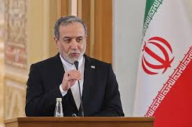 伊朗外长称仍不信任美国