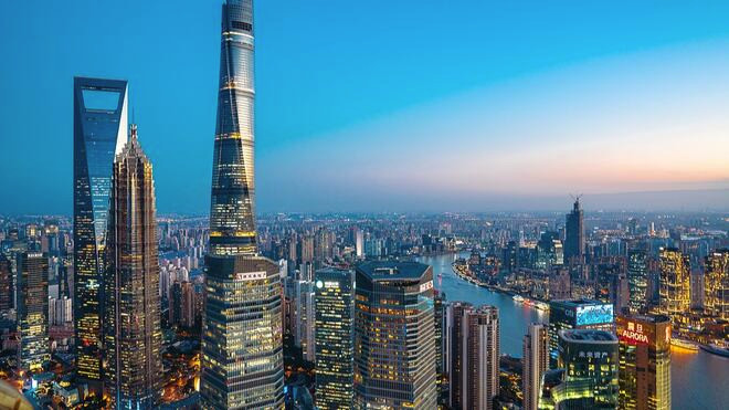 上海"十五五"规划《纲要》发布 明确未来五年发展蓝图 完善生育支持政策体系 降低家庭教育成本