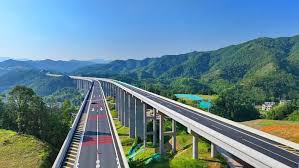 今日全国高速公路车流量预计超4200万辆次