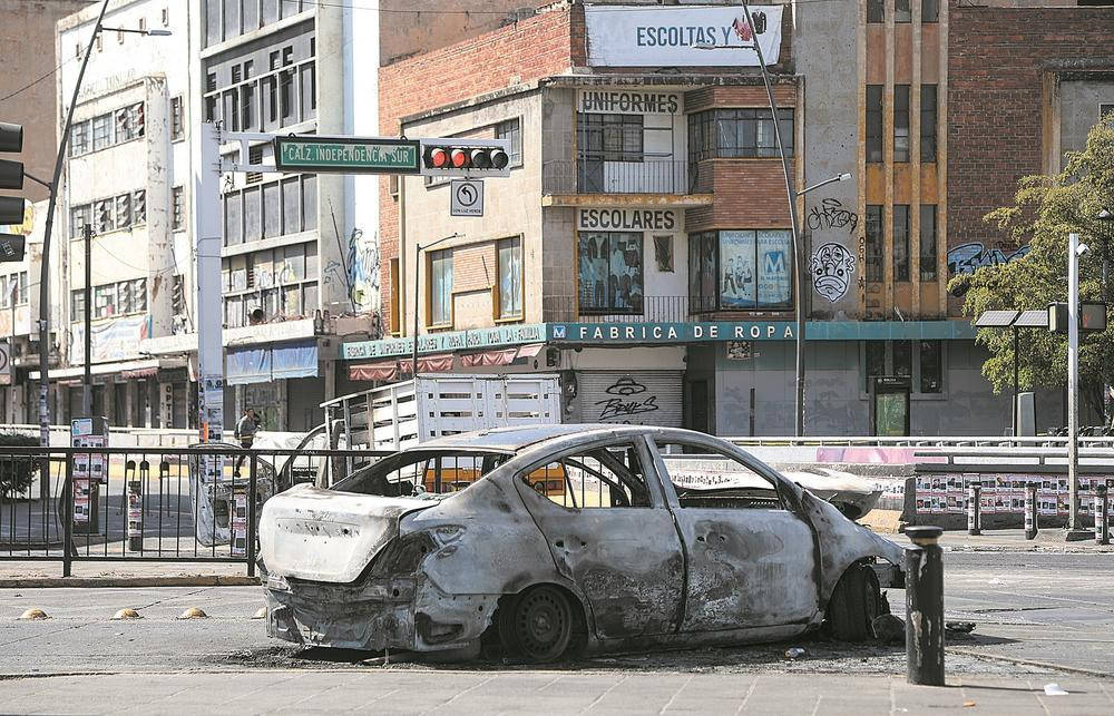 扫毒行动打死毒枭 墨西哥多地爆发骚乱