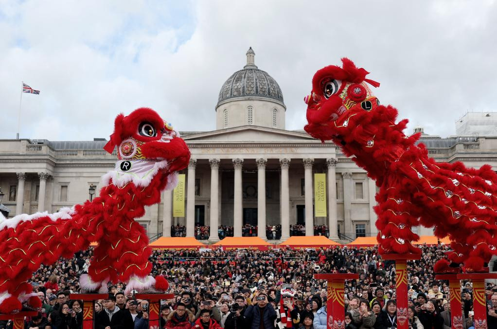 祝福中国年 全球多地欢庆马年春节