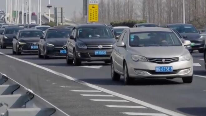 全国迎来返岗复工高峰