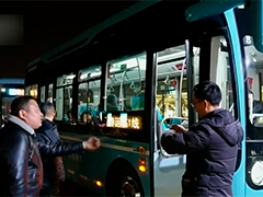 应对返程高峰 京沪等地延长公交地铁运行