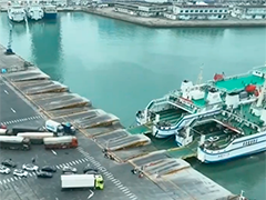 海南出岛船票机票紧张 交通部门多举措应对