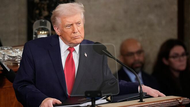 美总统再次威胁伊朗 称美国有最强大军队