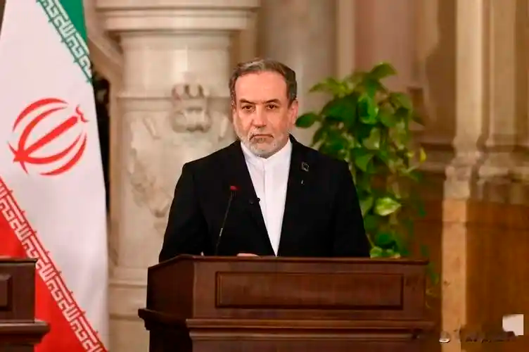 伊朗外长抵达日内瓦参加新一轮谈判