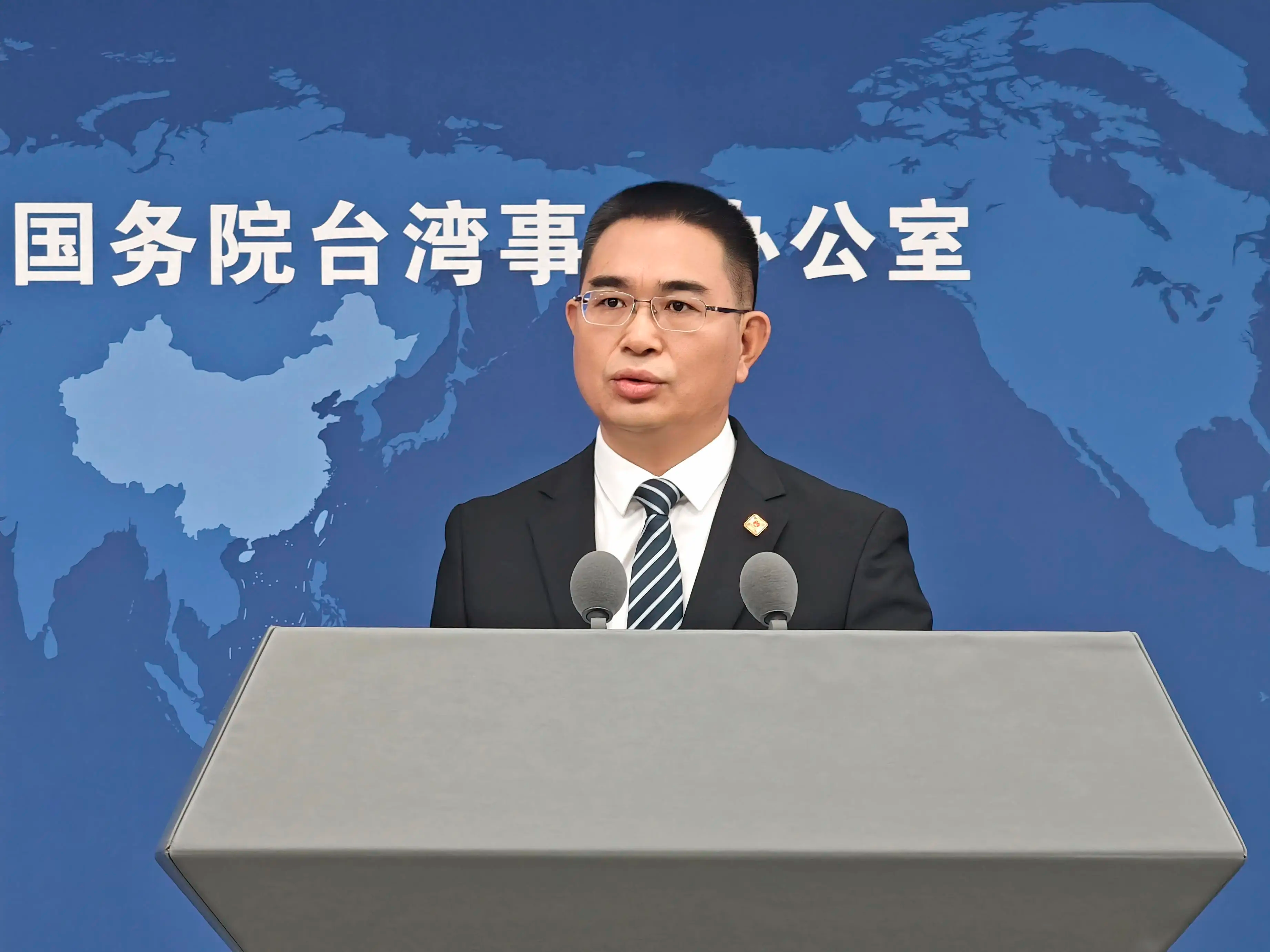 国务院台办 "台独"顽固分子唯利是图 令人不齿