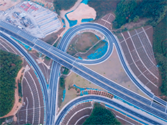 广西苍容高速公路正式通车