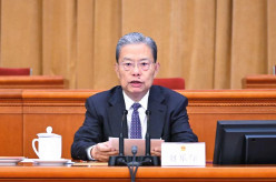 十四届全国人大四次会议举行预备会议