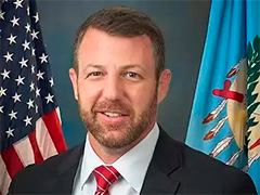 美国总统宣布任命新任国土安全部长