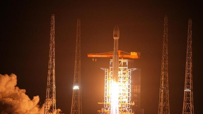 我国成功发射试验三十号卫星03、04星