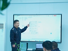 男子发现遭遇电信诈骗 报警求助