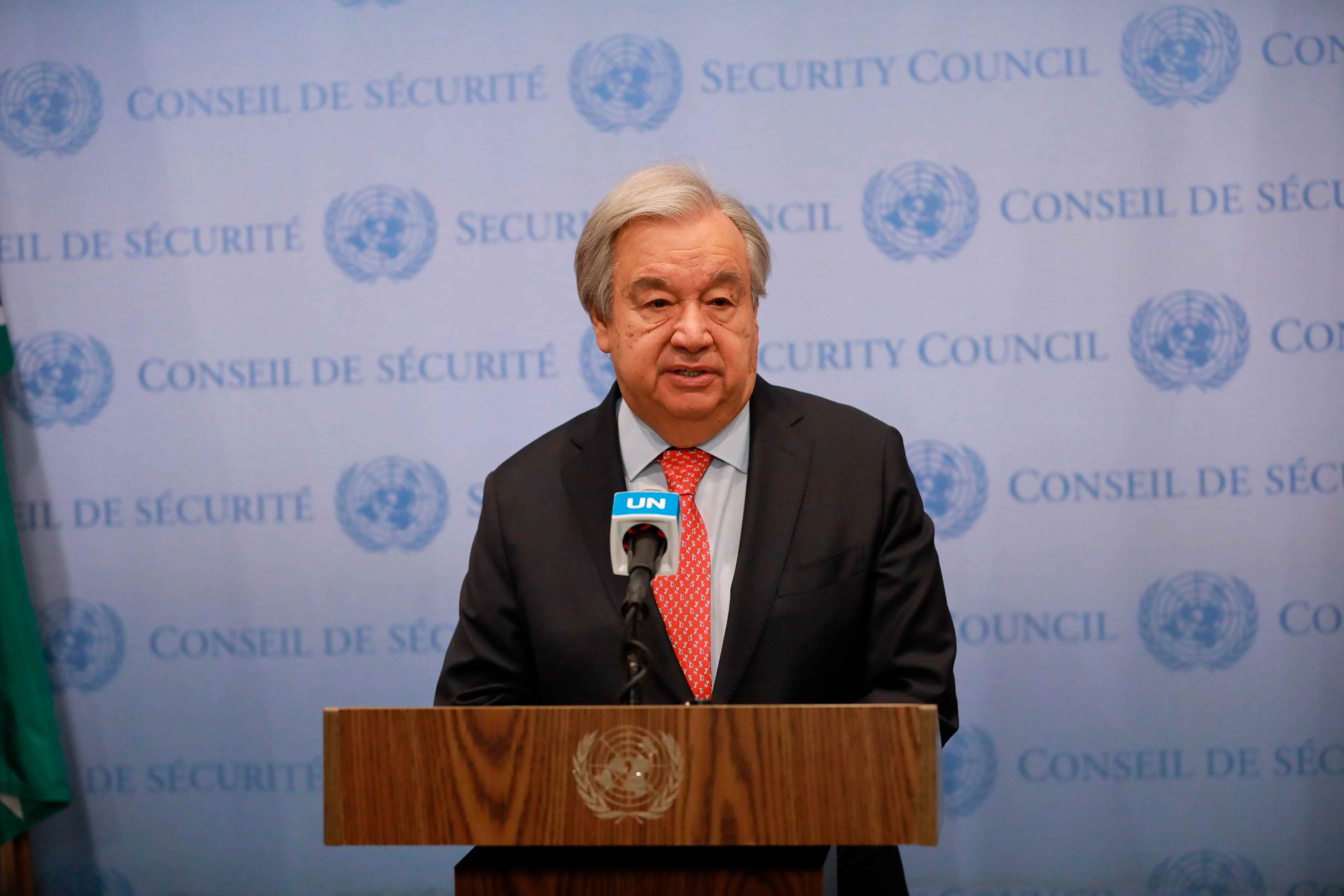 联合国秘书长呼吁冲突各方回到谈判桌