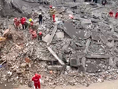 美以称打击伊朗防空系统生产基地 伊朗称使用导弹和无人机打击美军基地
