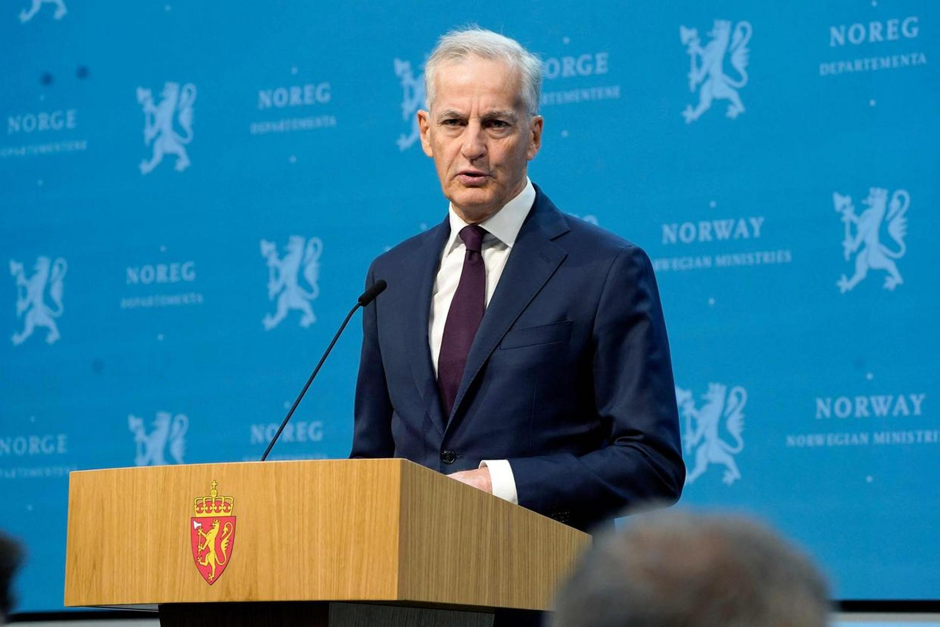 挪威首相:必须尊重国际法 结束冲突
