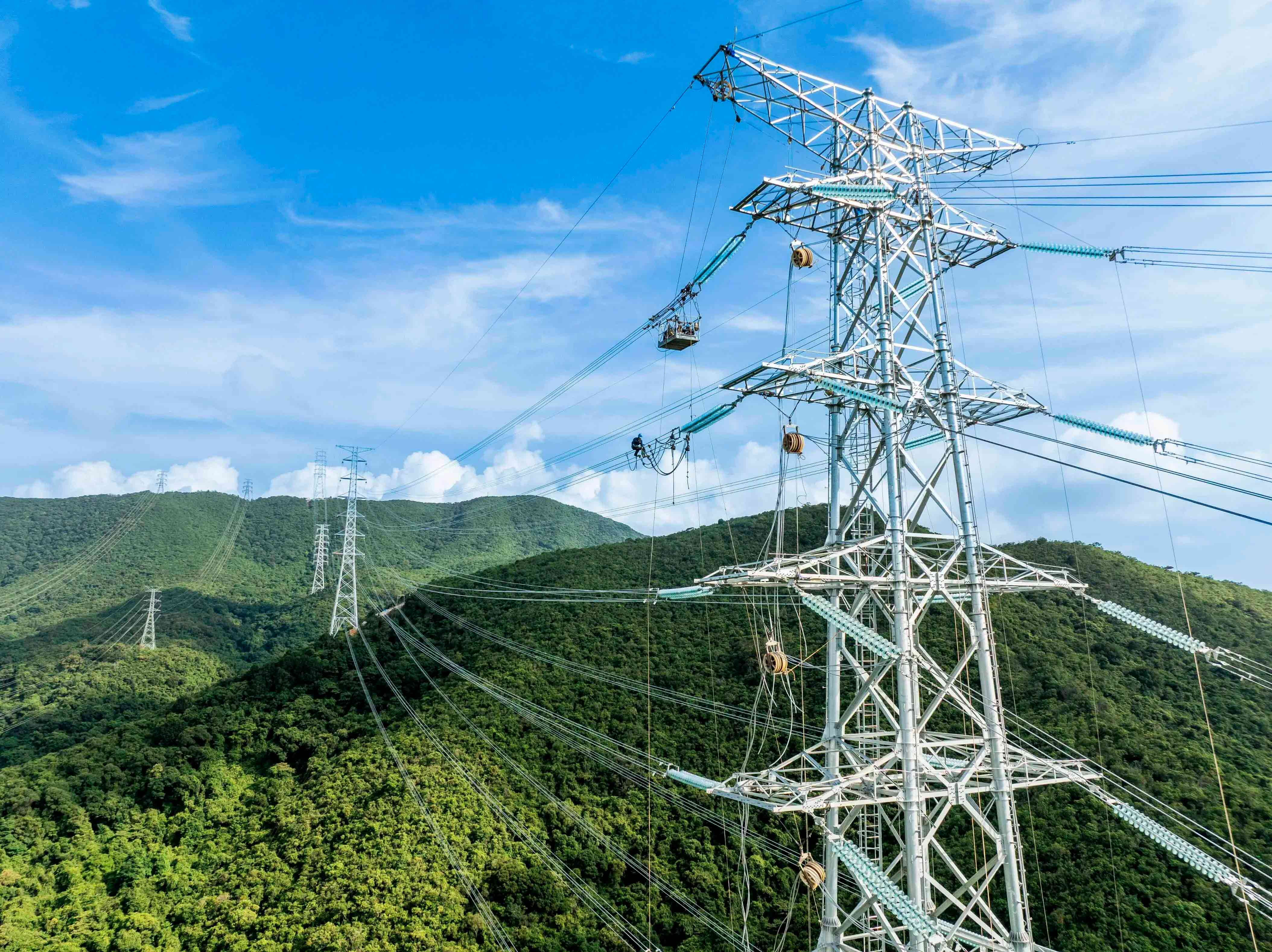 国家能源局 今年前两月全社会用电量同比增长6.1%