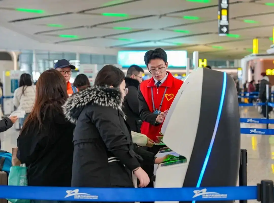 国内三家航空公司集体发公告 机票买贵可免费退