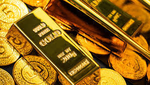 金价反弹 一度重回每盎司4600美元 国内金饰克价一日涨超60元