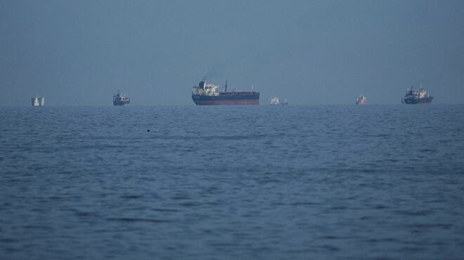 巴基斯坦称伊朗同意再放行20艘巴船只通过霍尔木兹海峡