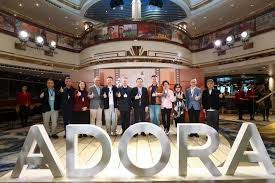 首届"海上电影节"主题航季启幕